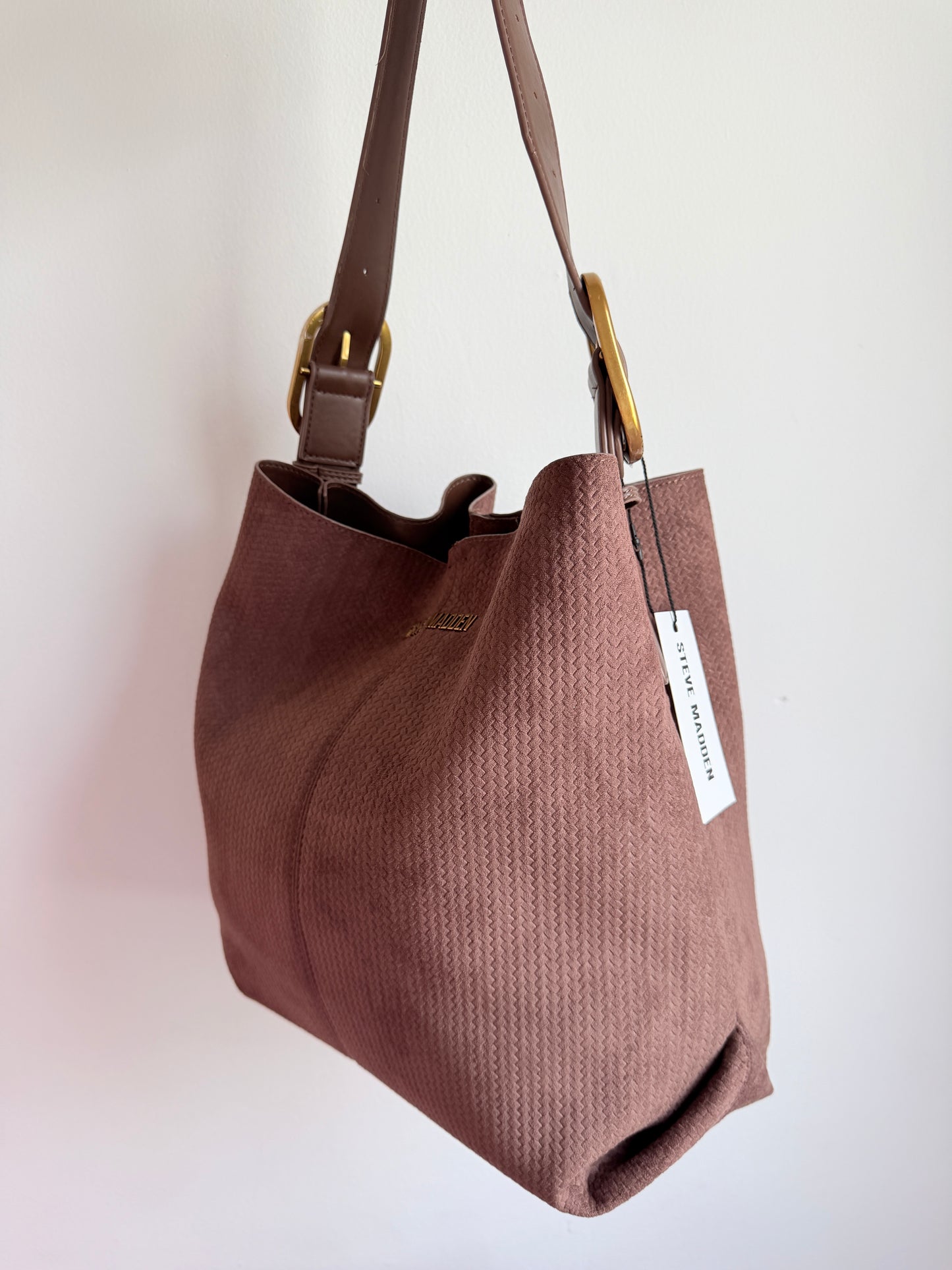 shoulder tote + pouch
