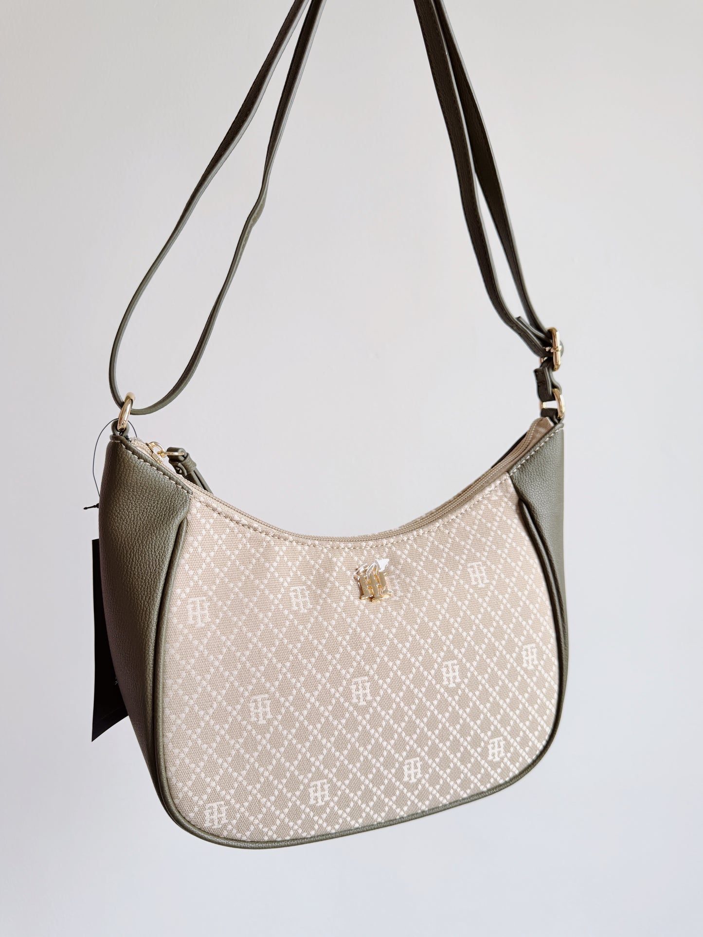 crossbody cookie slouch