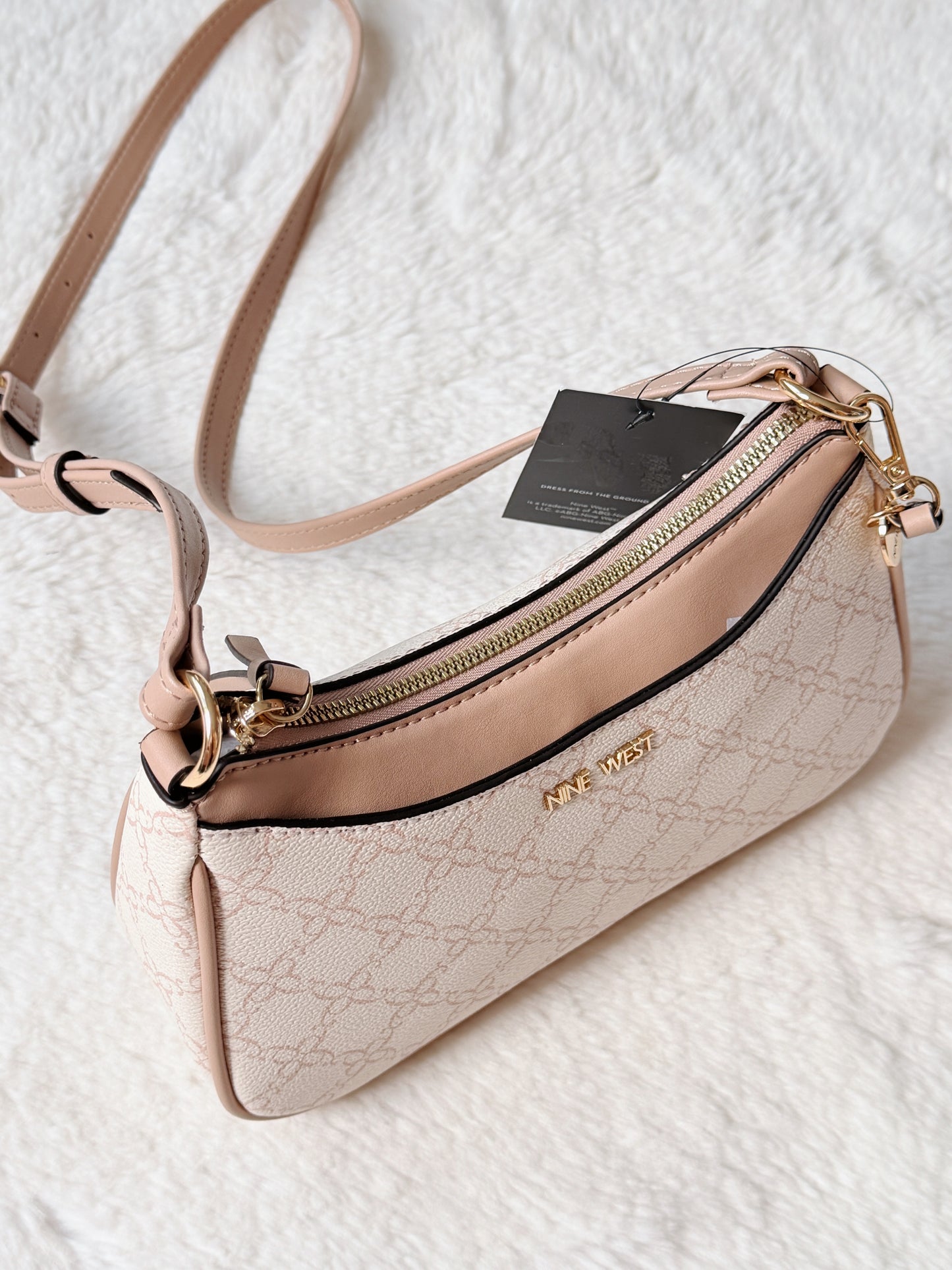 shoulder bag canva