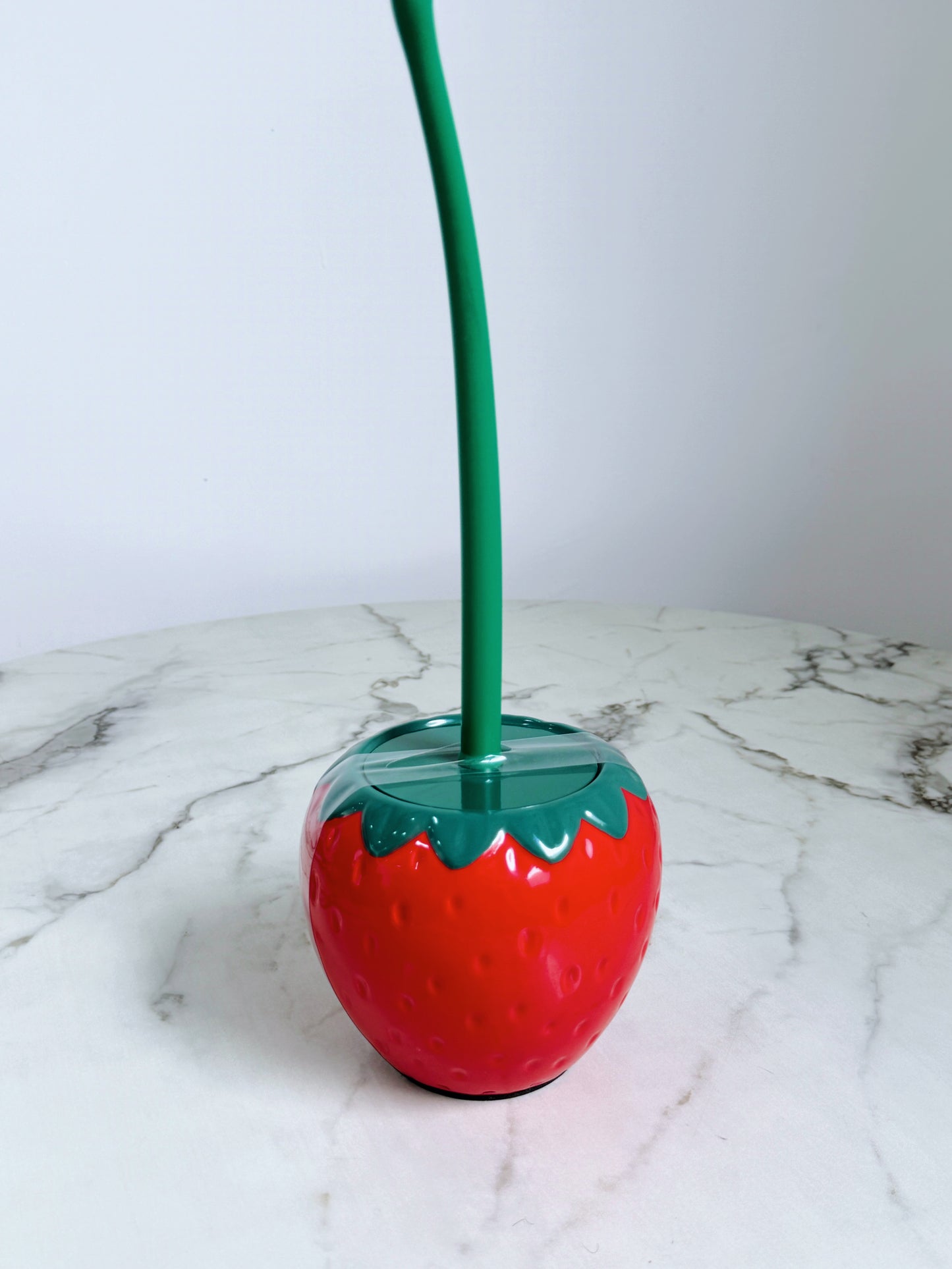 Cepillo Taza en forma de fresa 🍓
