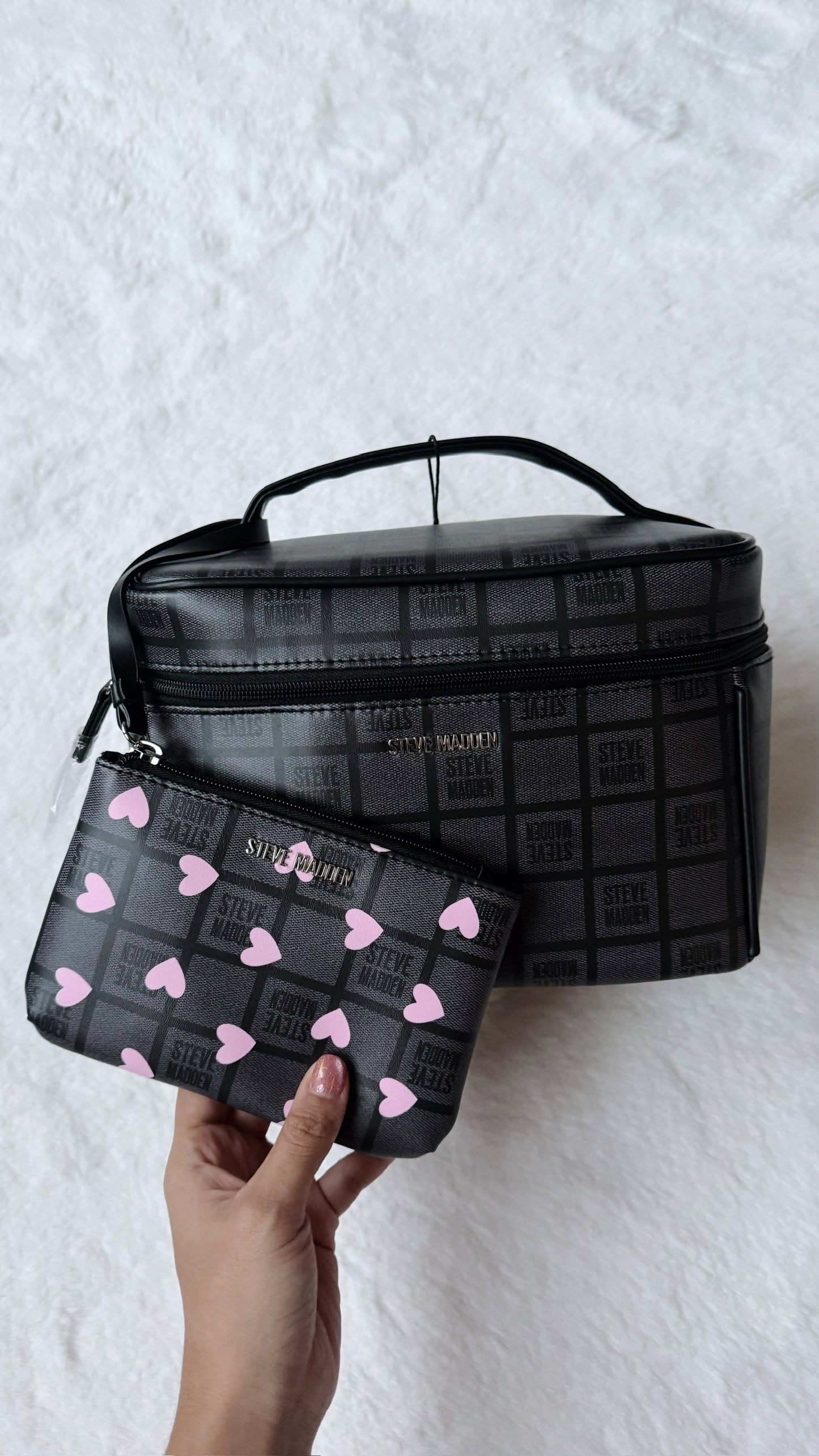 Cosmetiquera + Wrislet