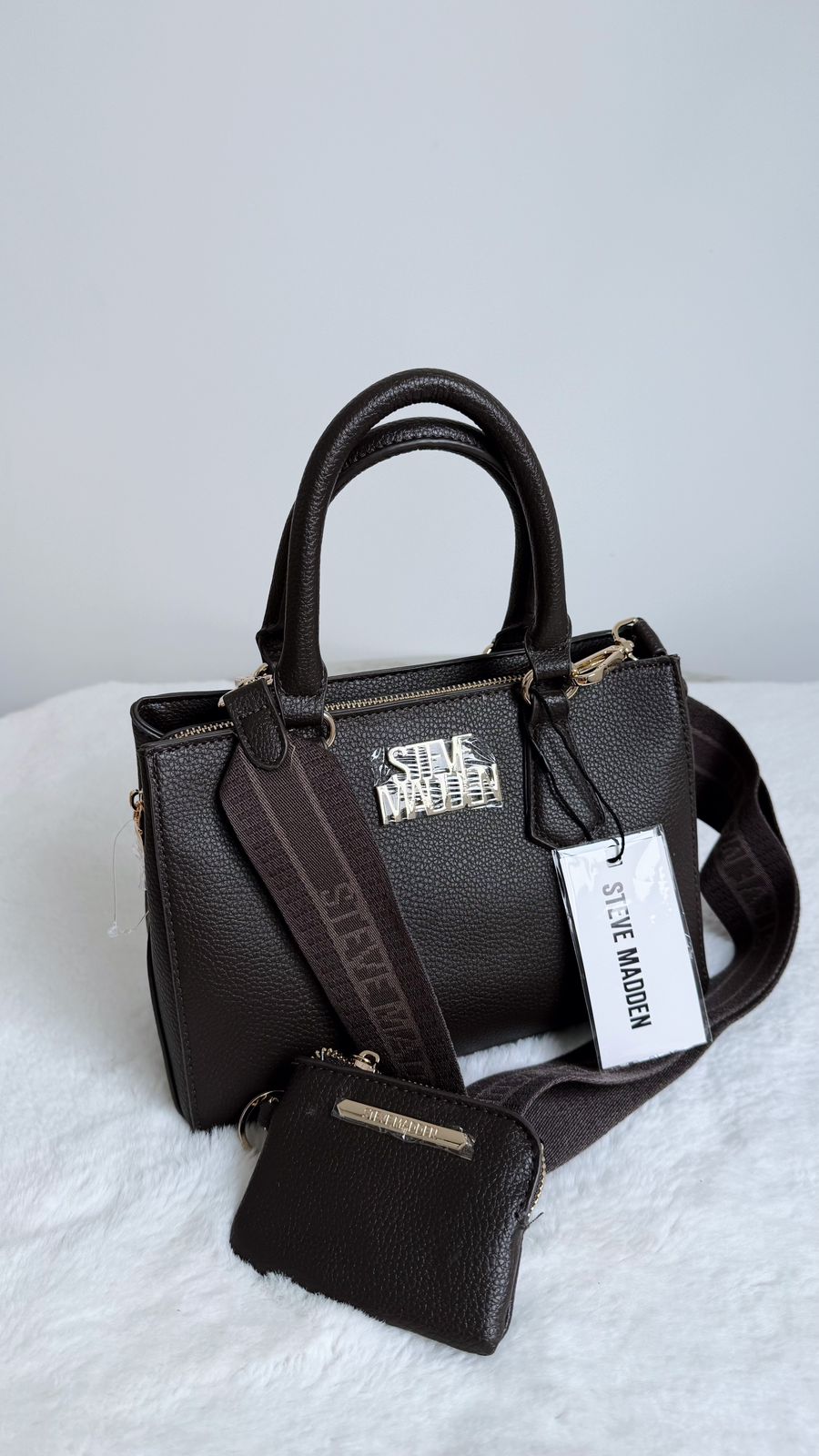 medium tote crossbody + pouch
