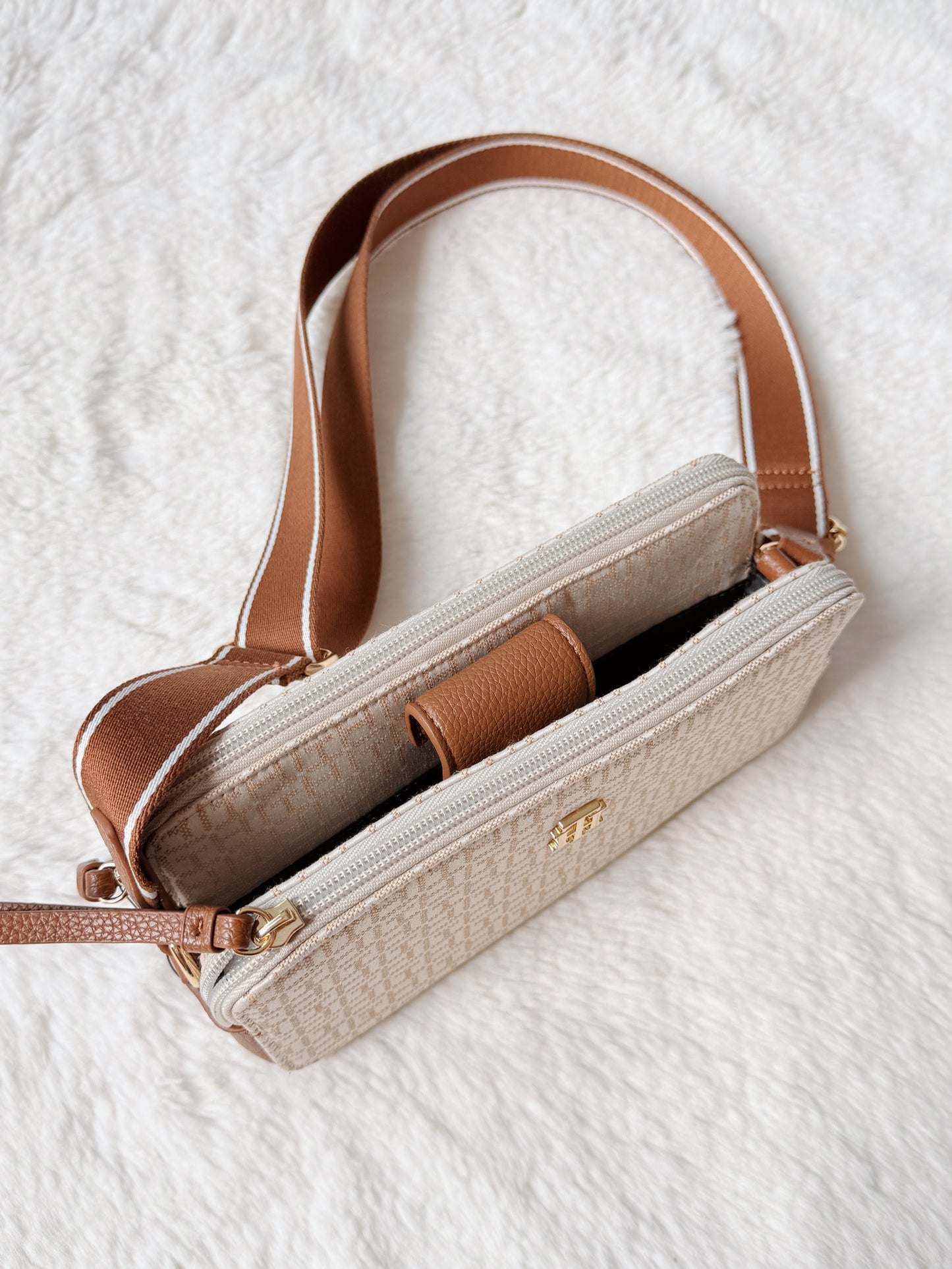 camera cookie bag