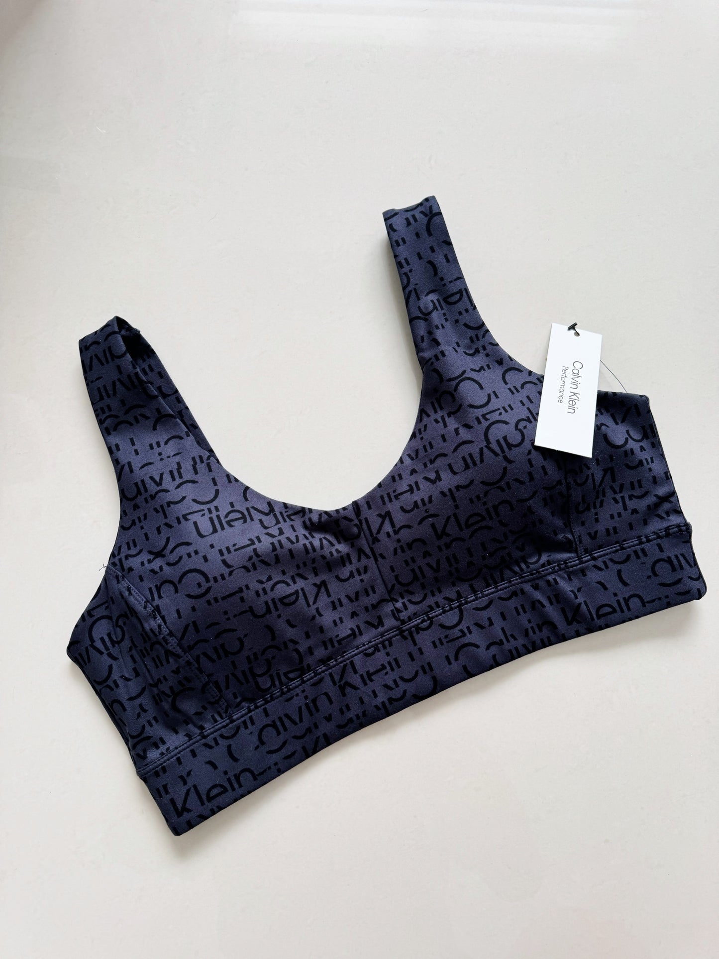 Top Deportivo Calvin Klein