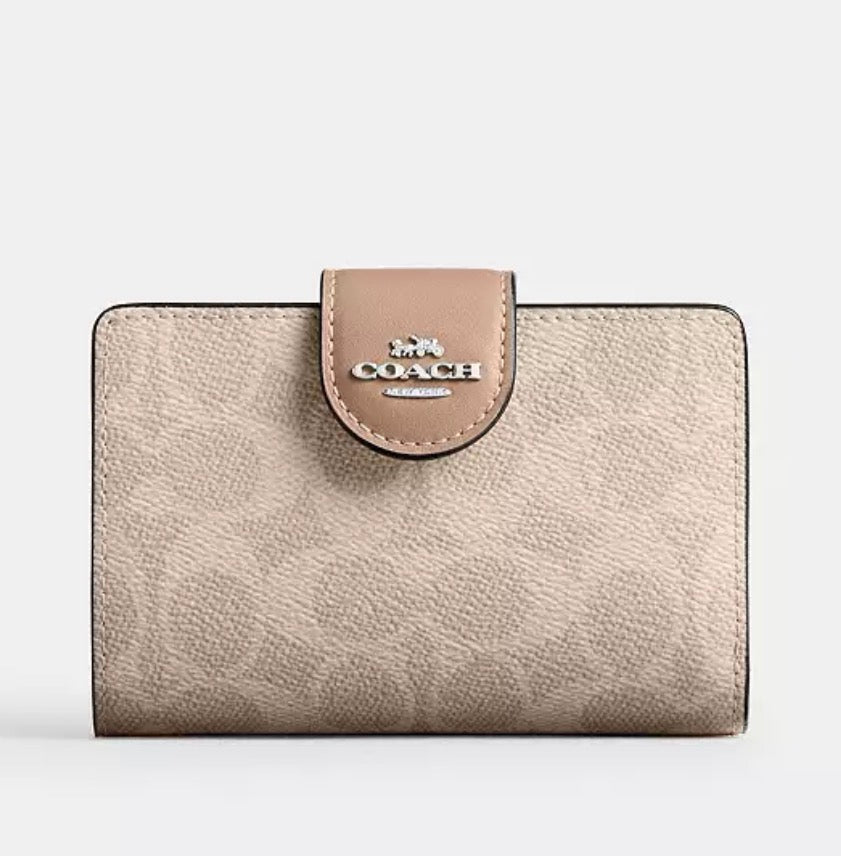 Medium Corner Zip Wallet