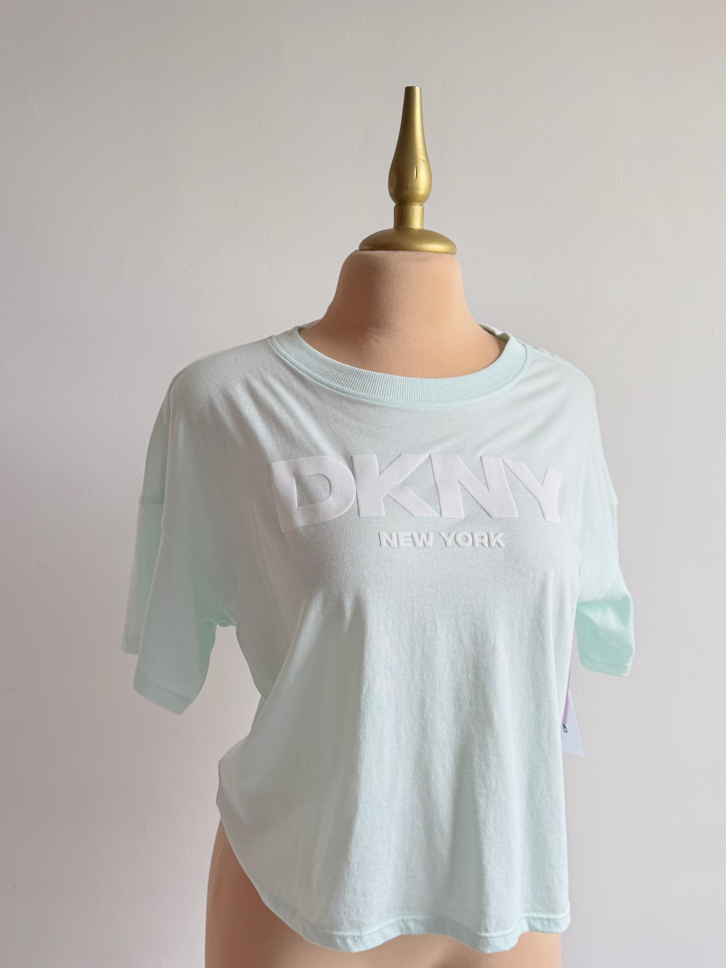 playera dkny