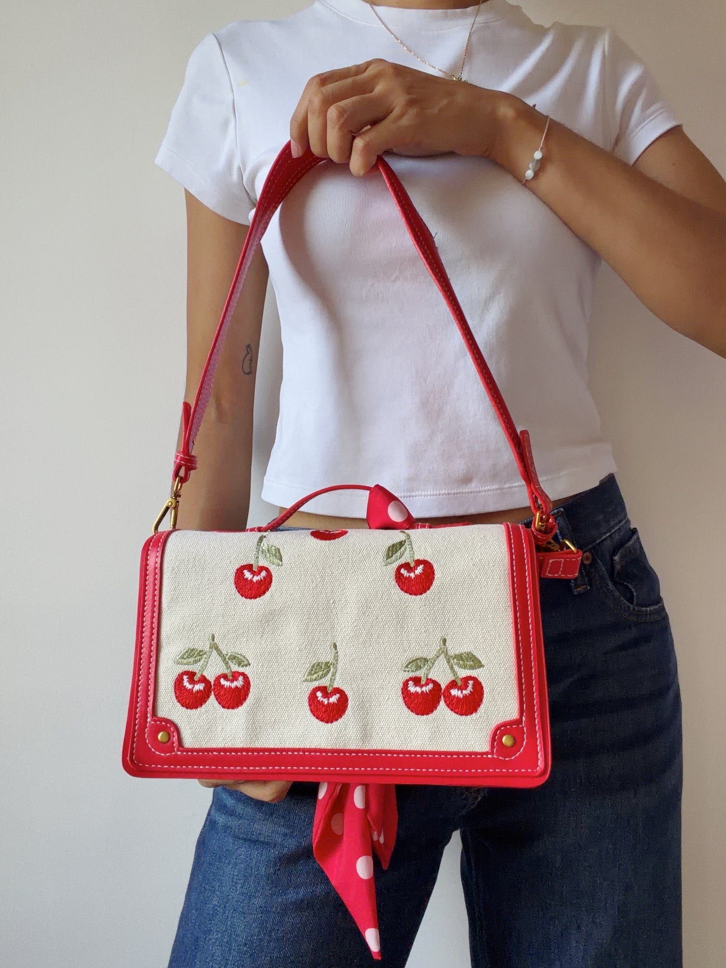 medium klare cherry