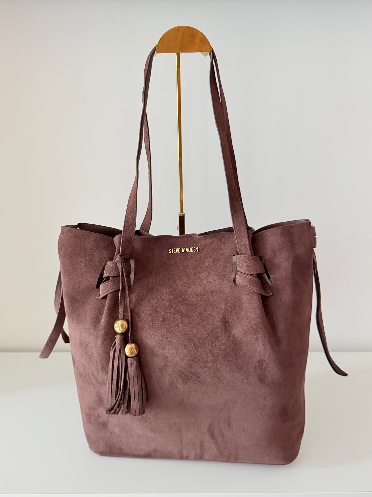 Bucket tote + pouch