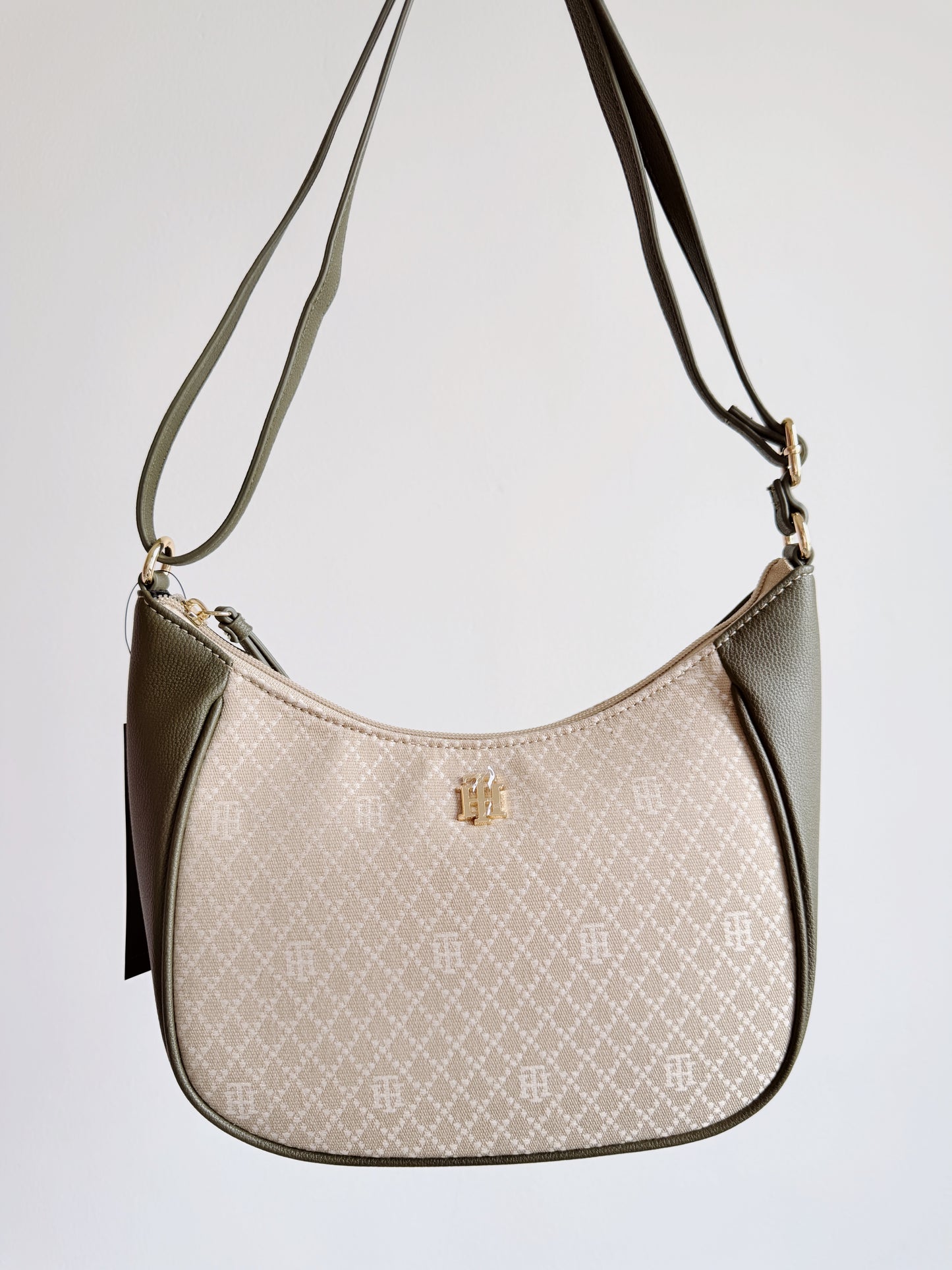 crossbody cookie slouch