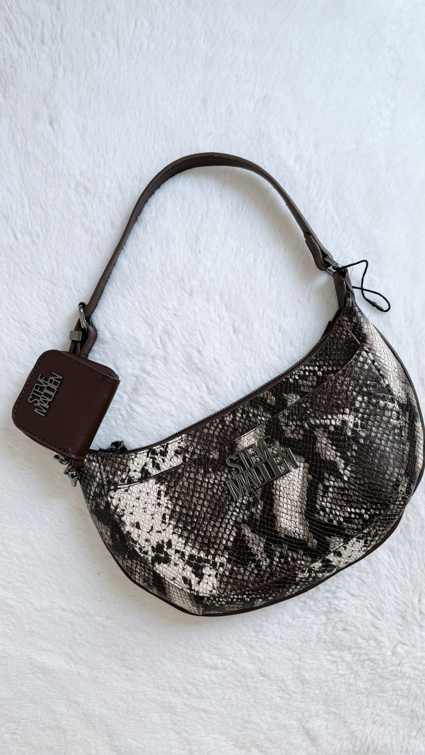 shoulder bag + pouch