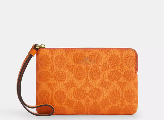Corner Zip Wristlet