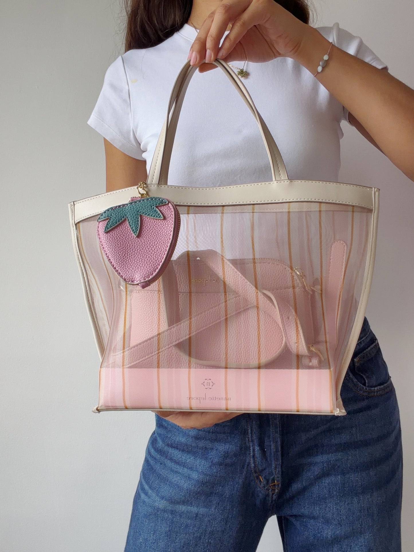 Tote + Crossbody + Llavero 🍓
