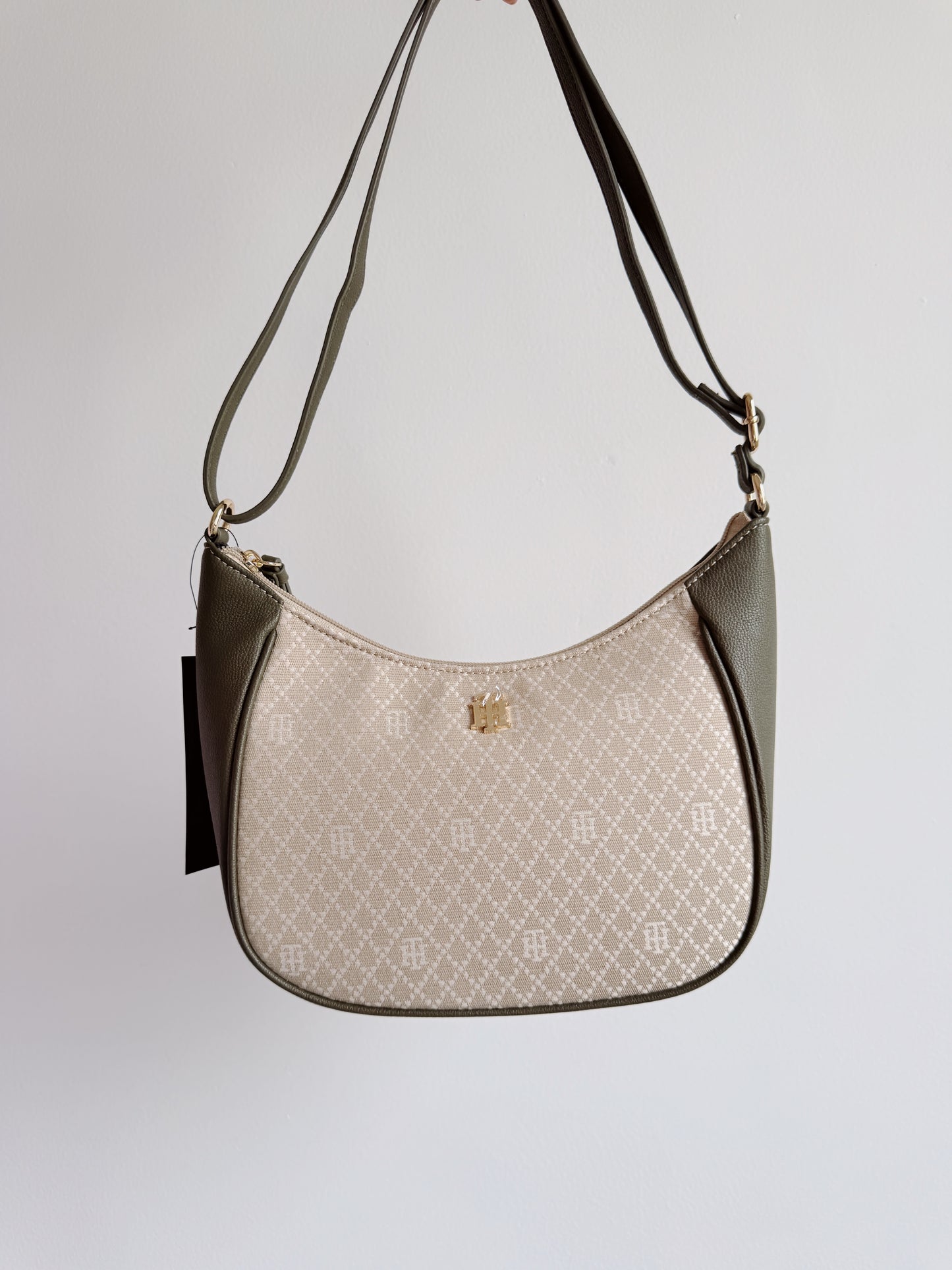 crossbody cookie slouch
