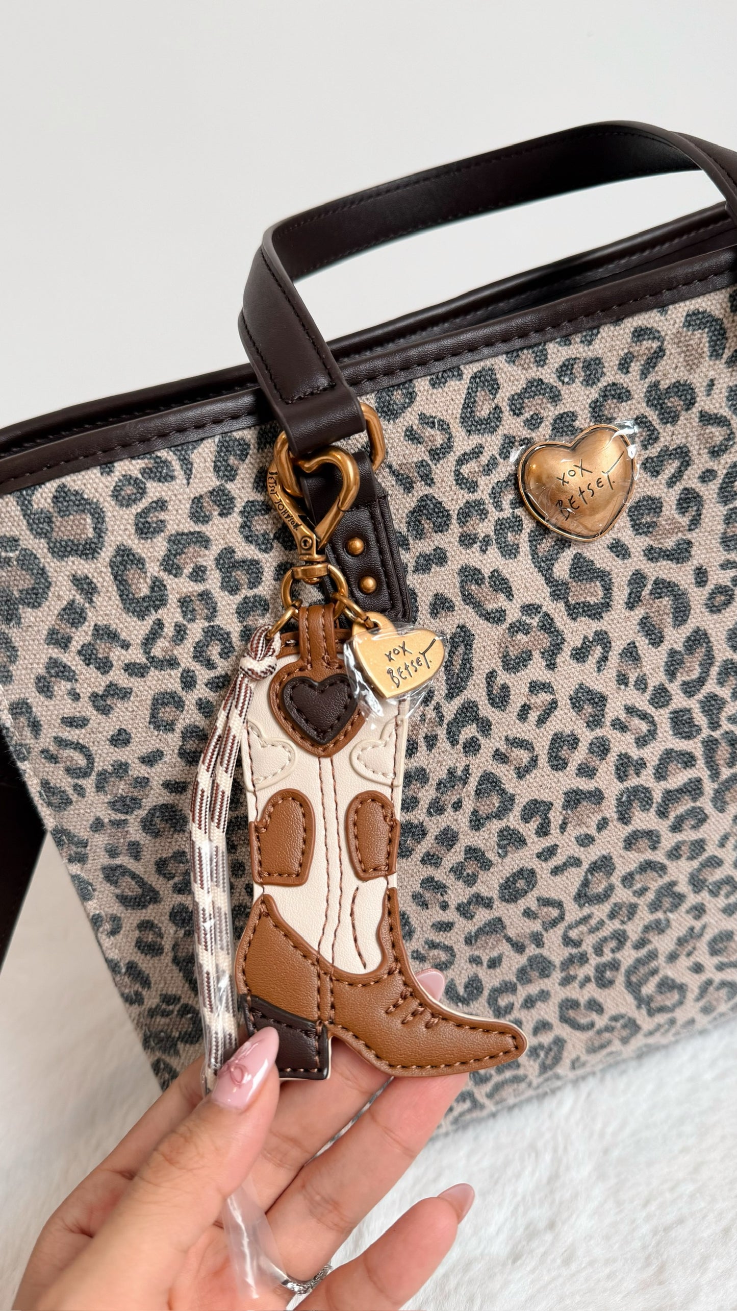 Tote leopardo + charm