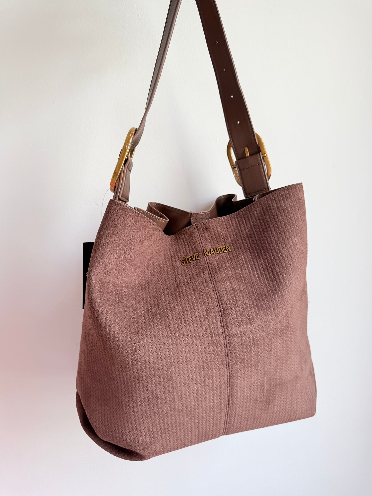 shoulder tote + pouch