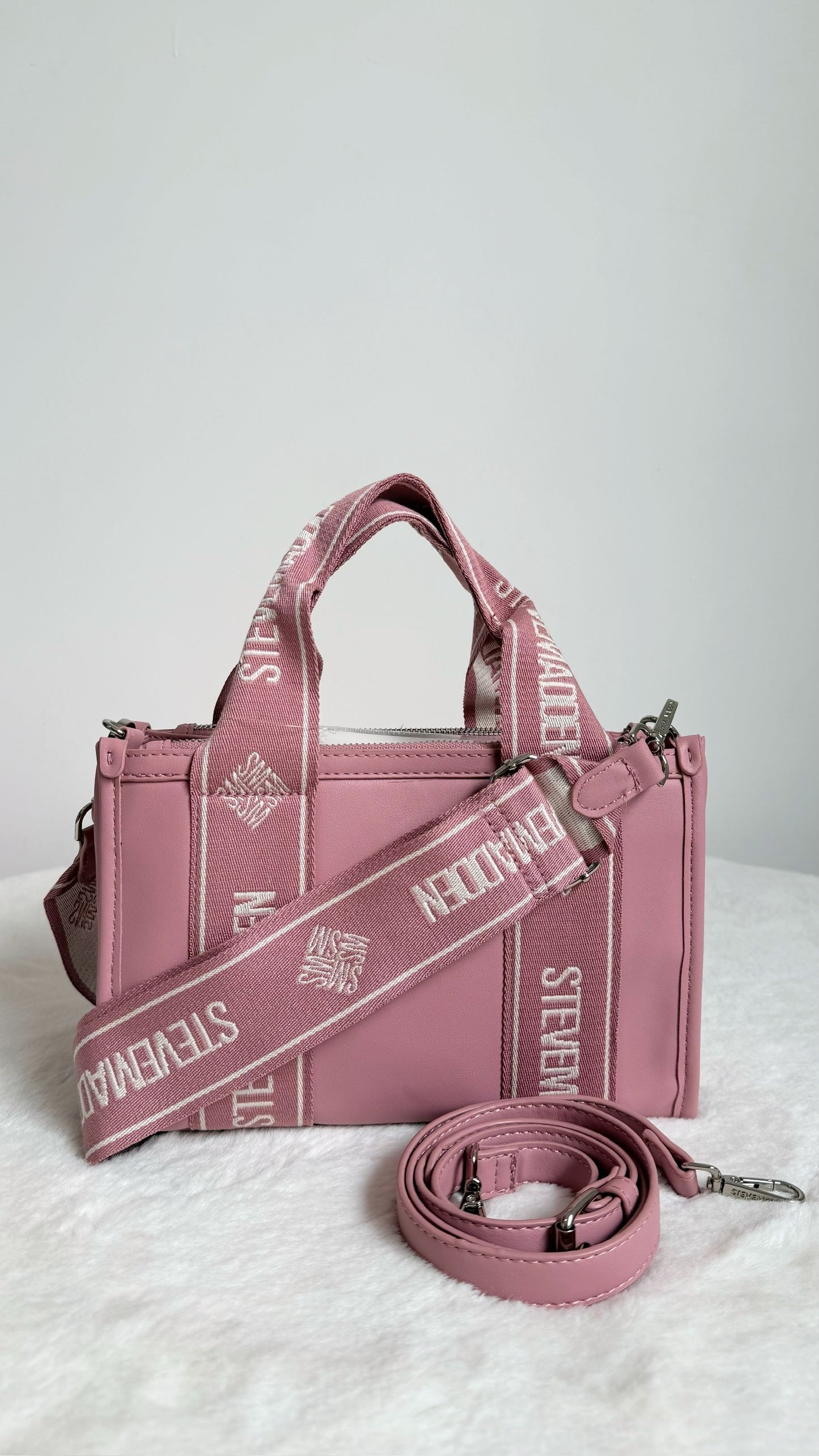 steve madden médium tote