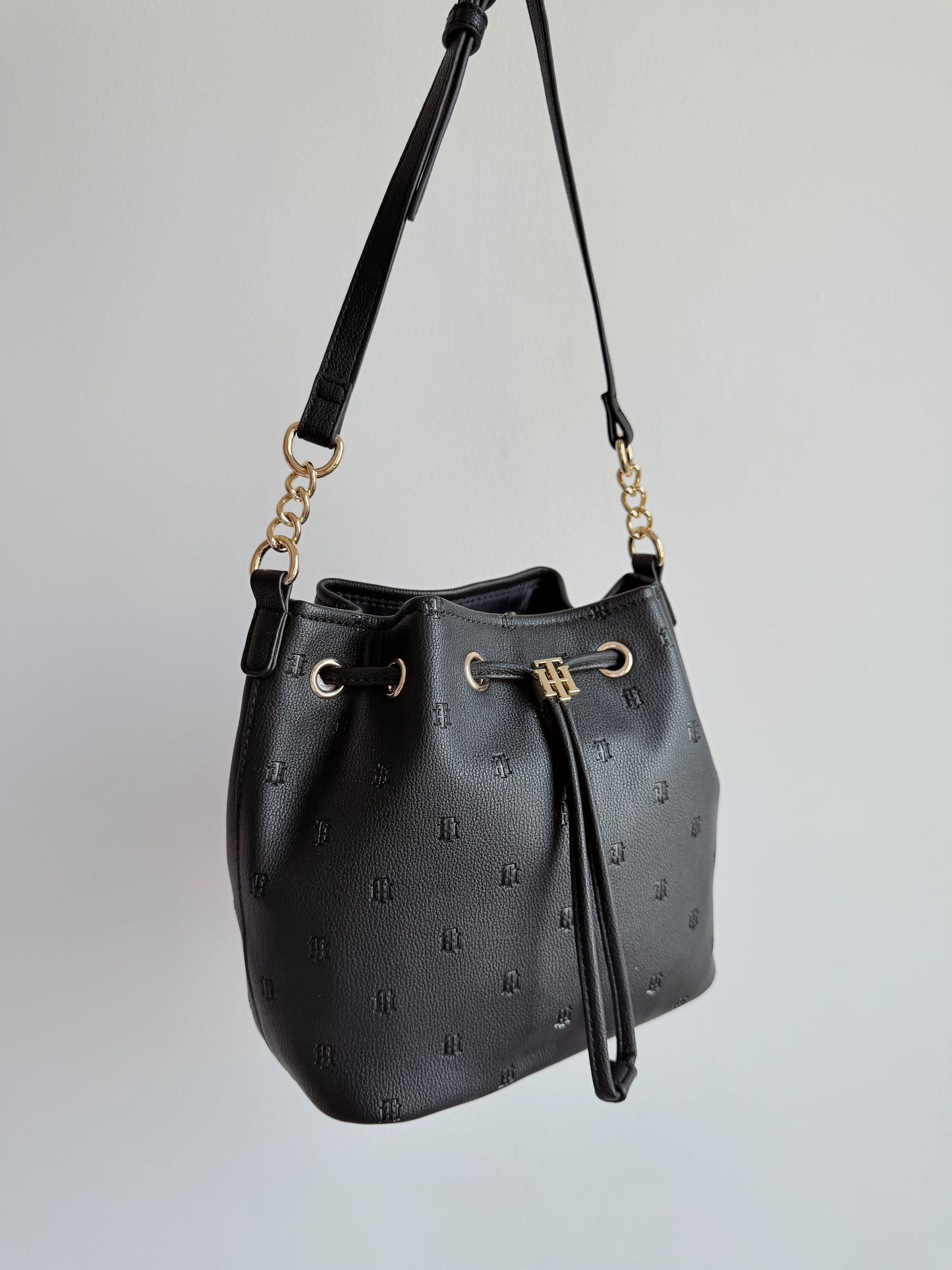 bucket canva bag