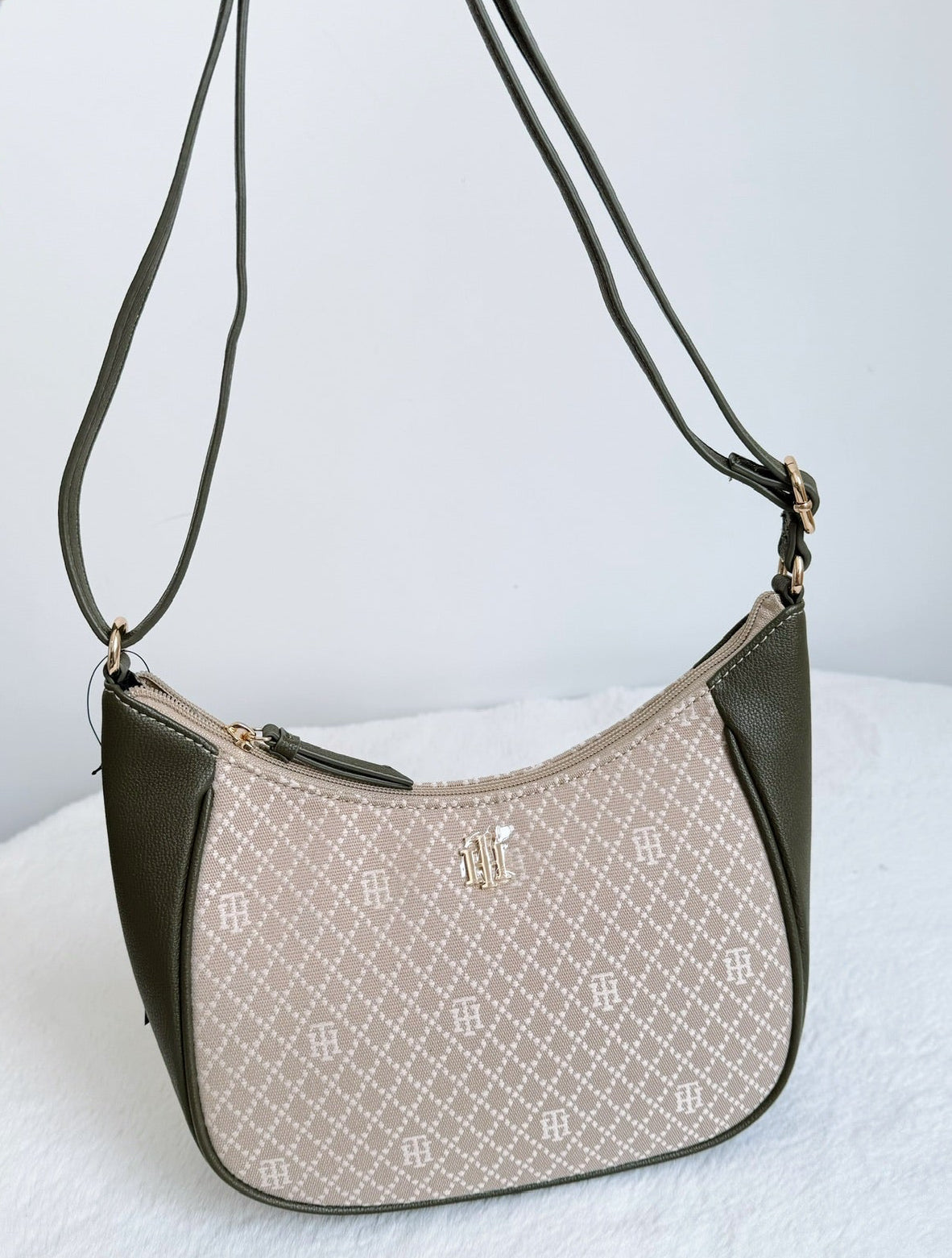 Tommy Canva Crossbody