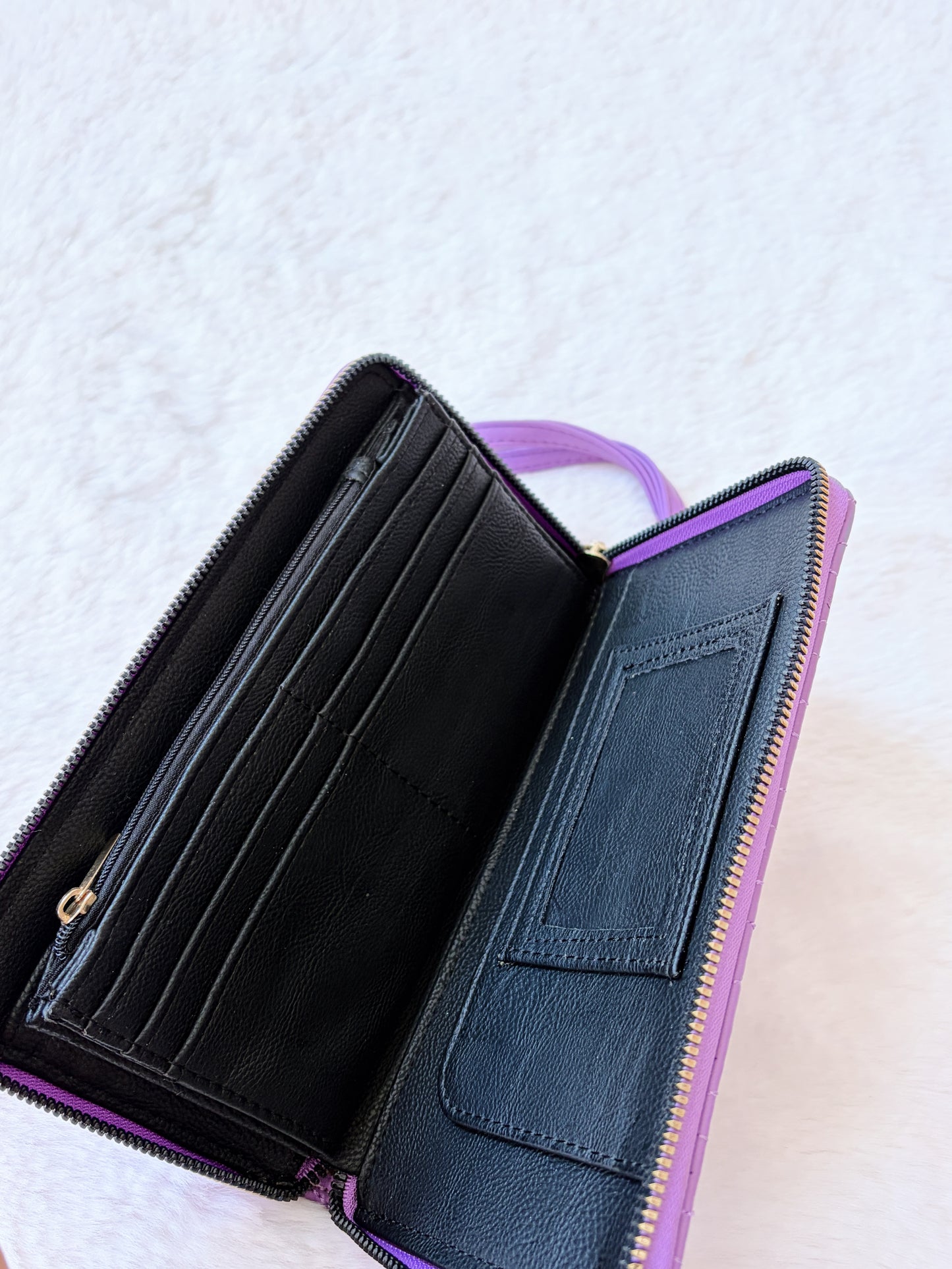 Cartera / Wrislet Betsey