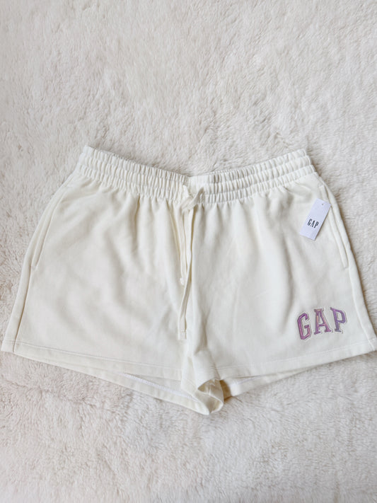 Short Logo Gap