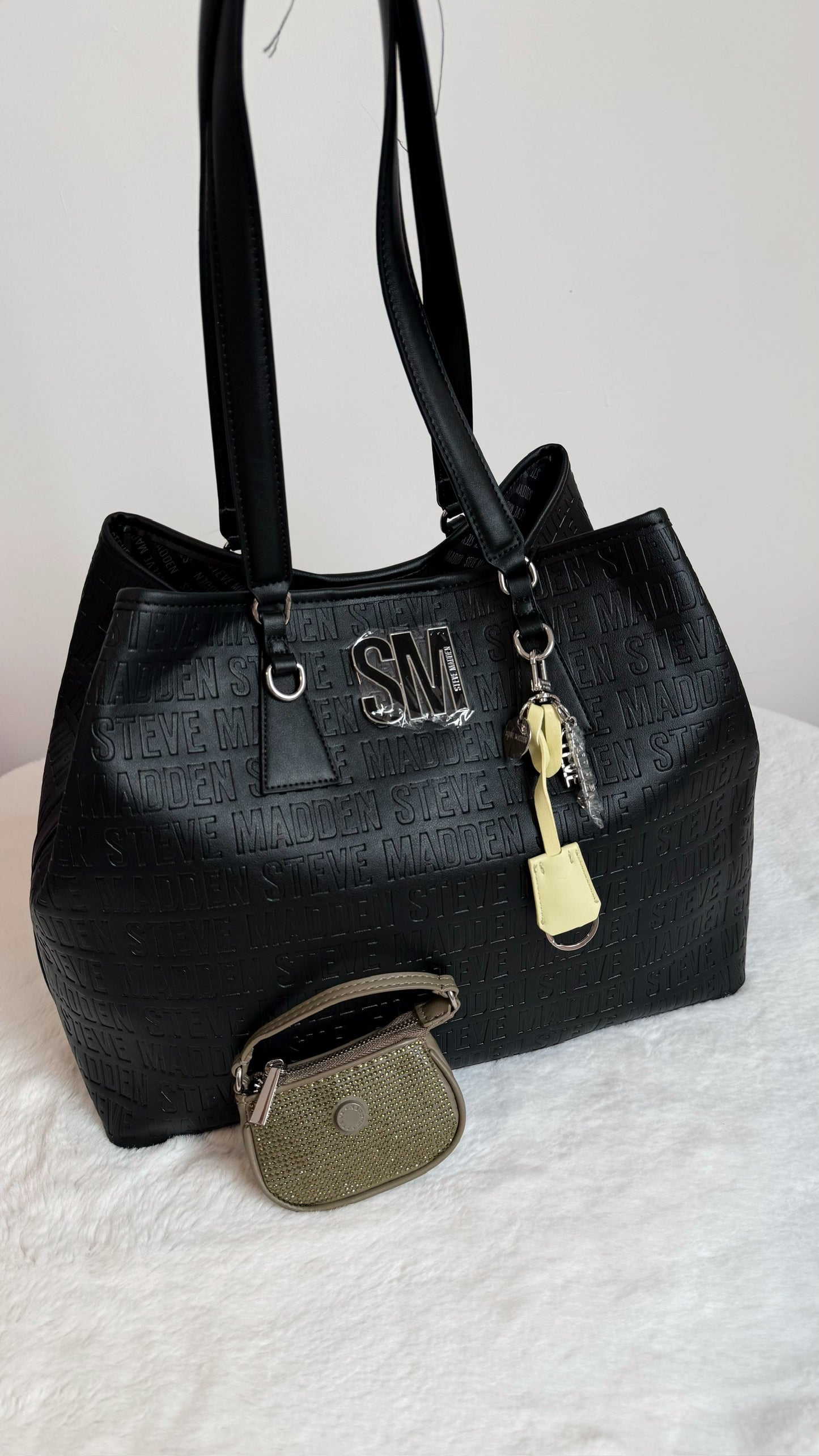 tote + charm bag + pouch
