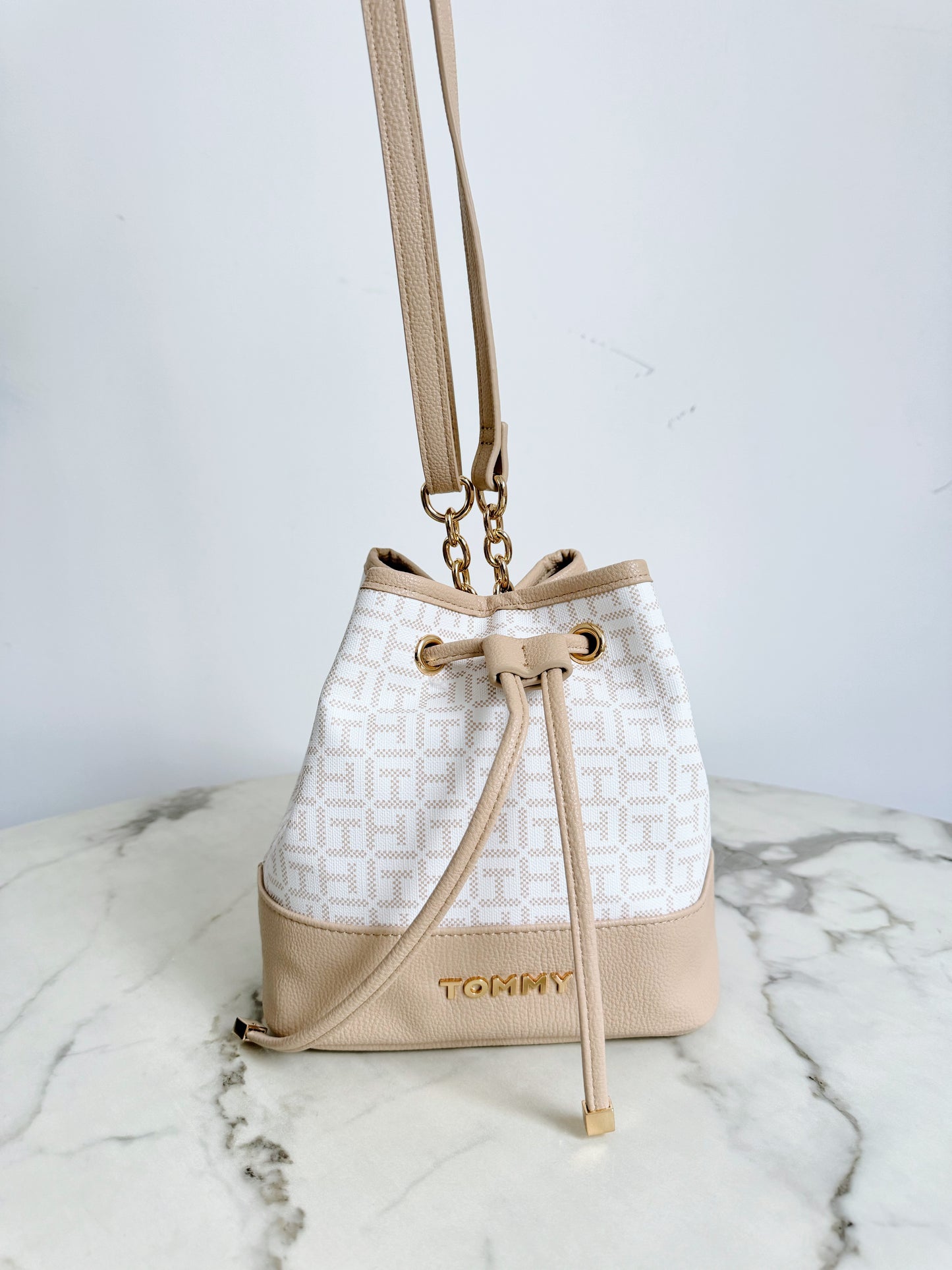 Bucket Bag Canva