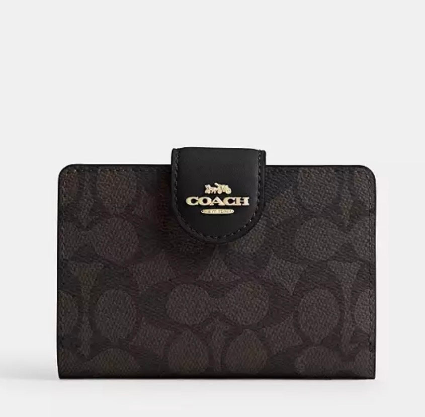 Medium Corner Zip Wallet