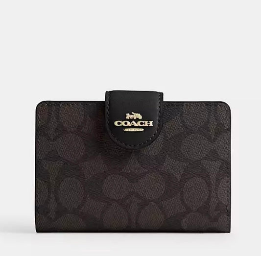 Medium Corner Zip Wallet