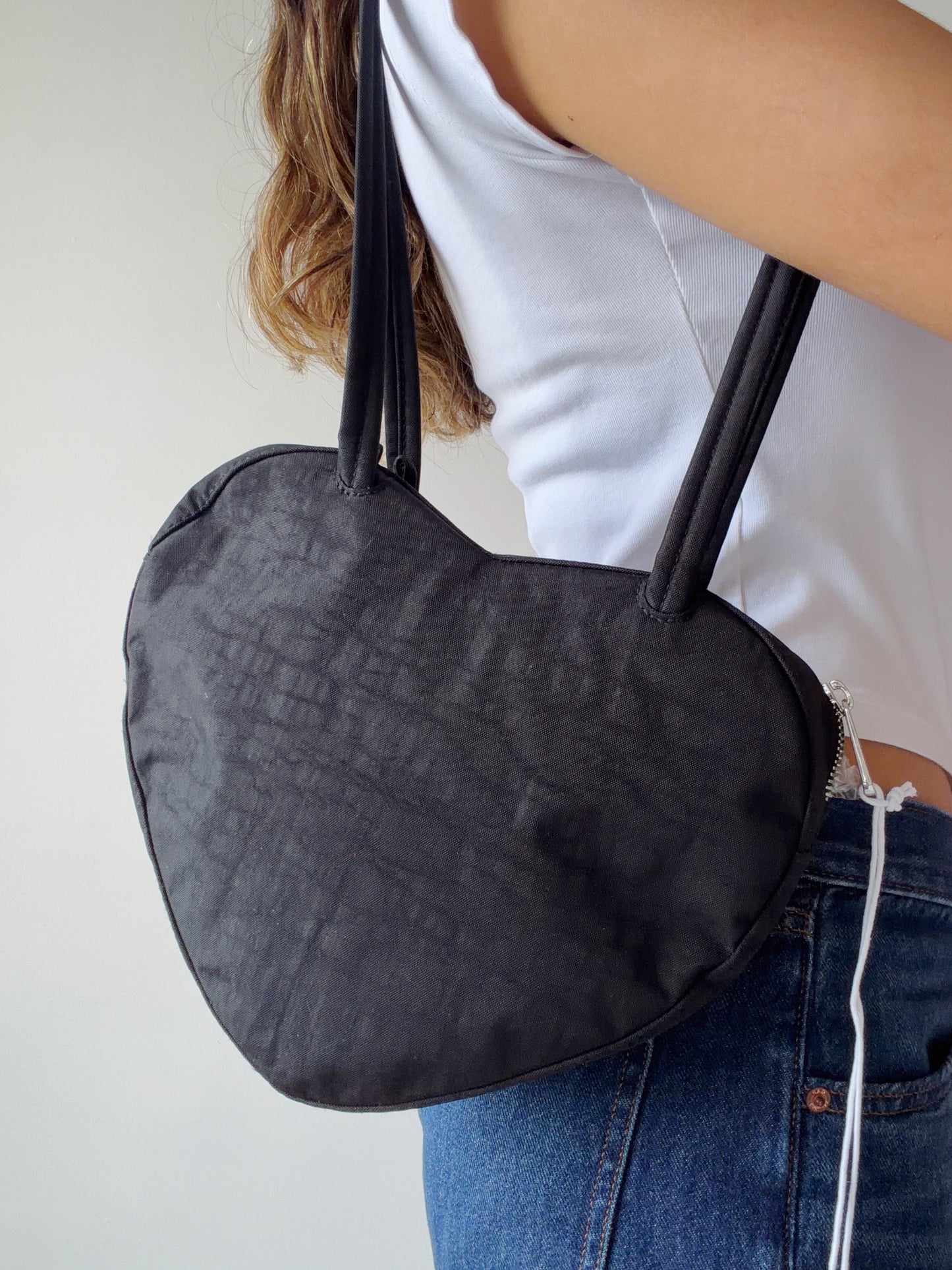 shoulder heart black heart bag
