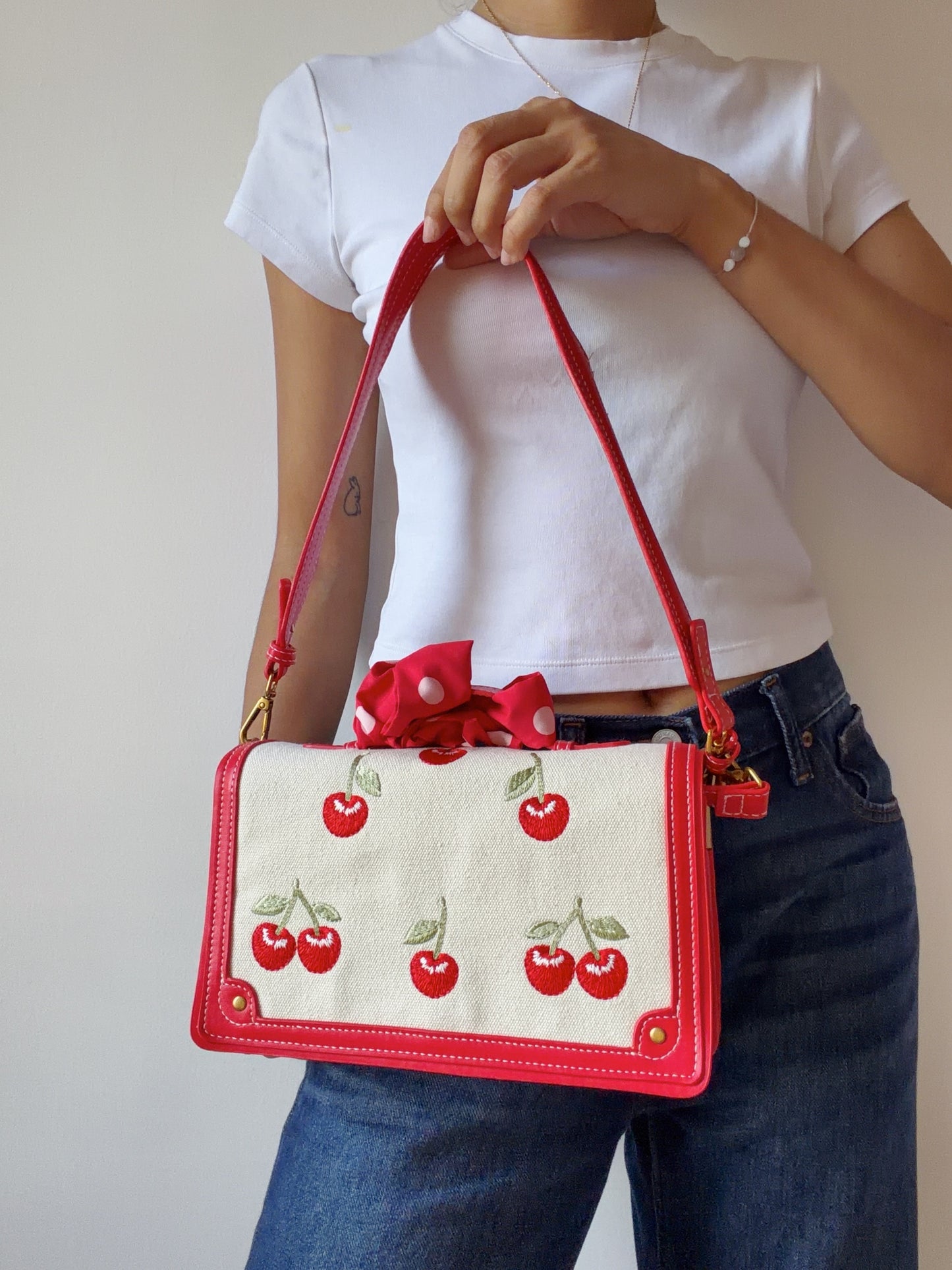 medium klare cherry