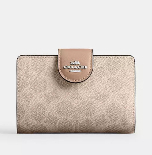 Medium Corner Zip Wallet