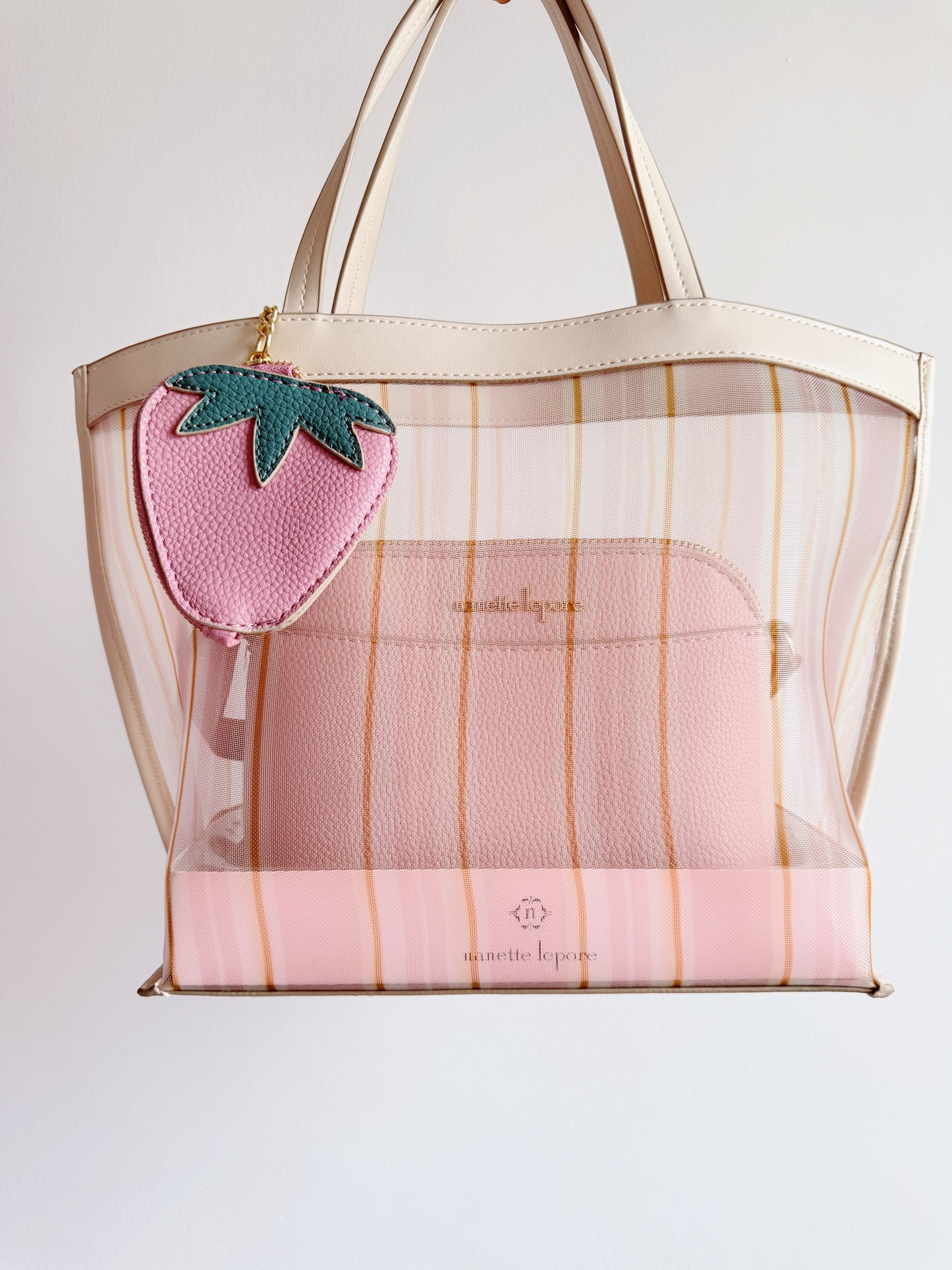 Tote + Crossbody + Llavero 🍓