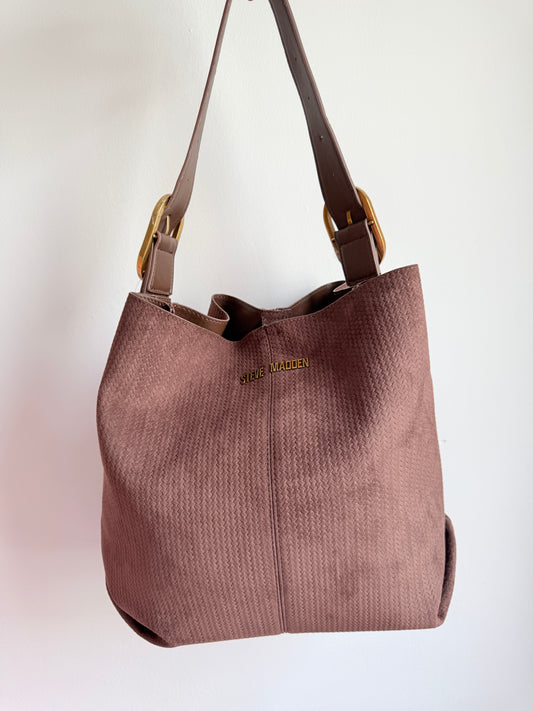 shoulder tote + pouch