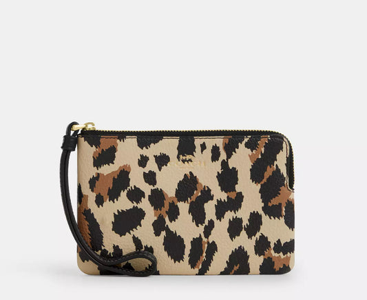 Corner Zip Wristlet