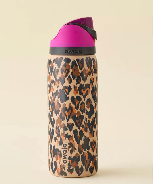 Owala UO Exclusive Wild At Heart FreeSip 32 oz Water Bottle