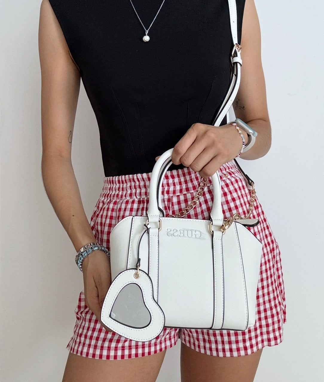 Crossbody Satchel + Llavero Corazón