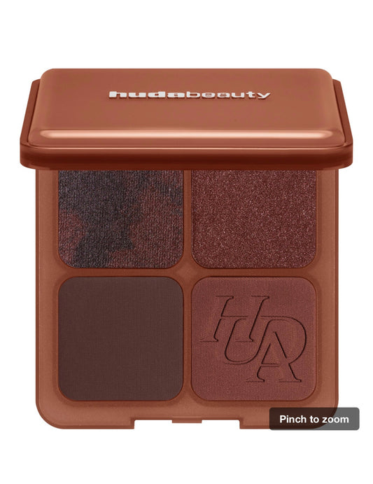 HUDA BEAUTY  Bronze Filter Bronzer and Contour Palette